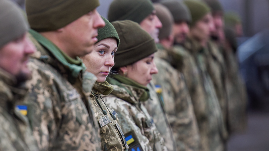 Több száz ukrán katona holttestét adták vissza az orosz hadsereg