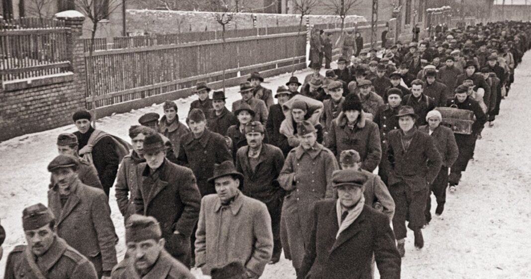 Nyolcvan éve kezdődött a málenkij robot