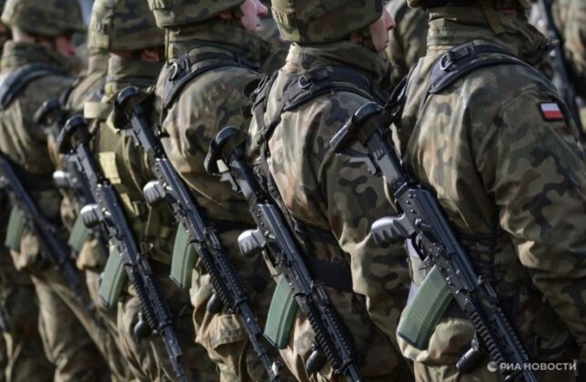 csapatokat küldene Ukrajnába