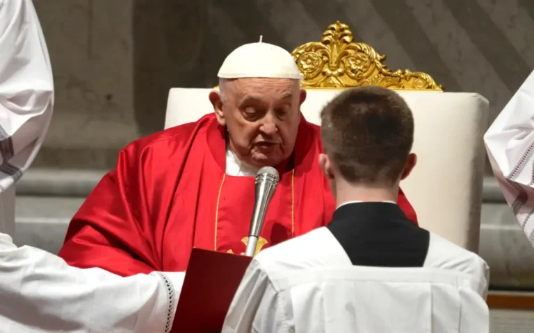 Ferenc pápa állapota