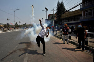 tüntetés Nepálban