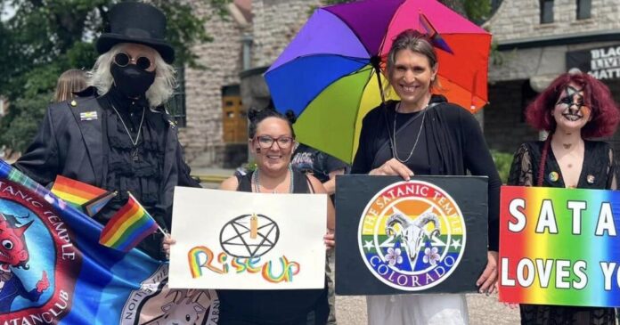 oroszország sátánizmus