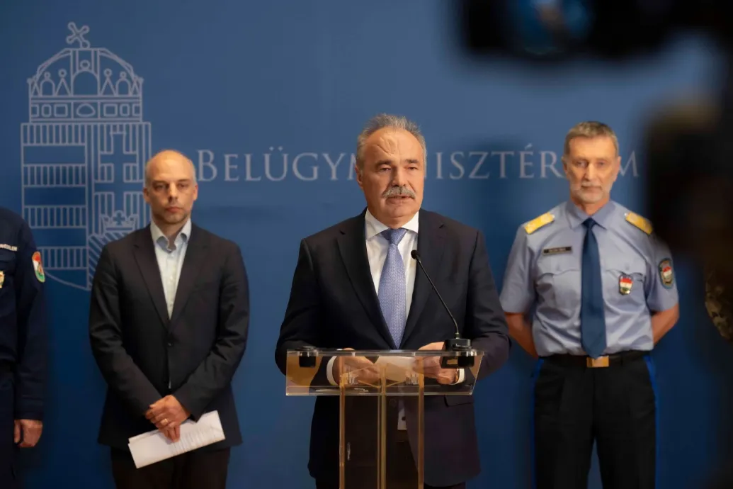 ragadós száj- és körömfájás