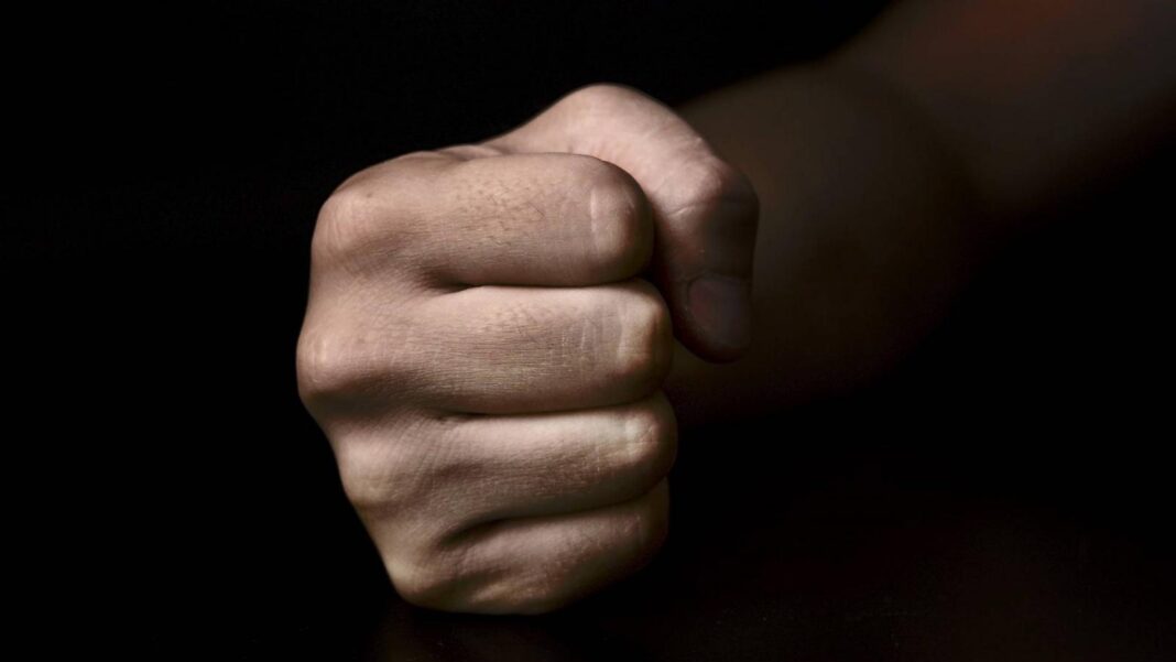 pécsi tömegverekedés