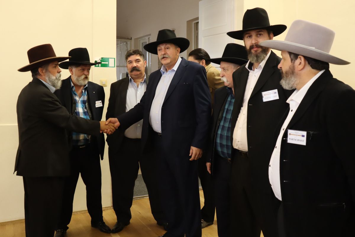 Tetőfedő maffia