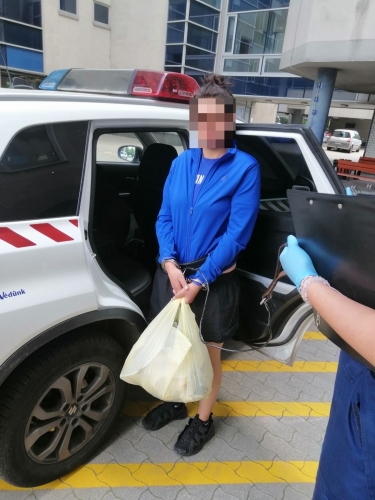 18 éves strici 18 éves strici