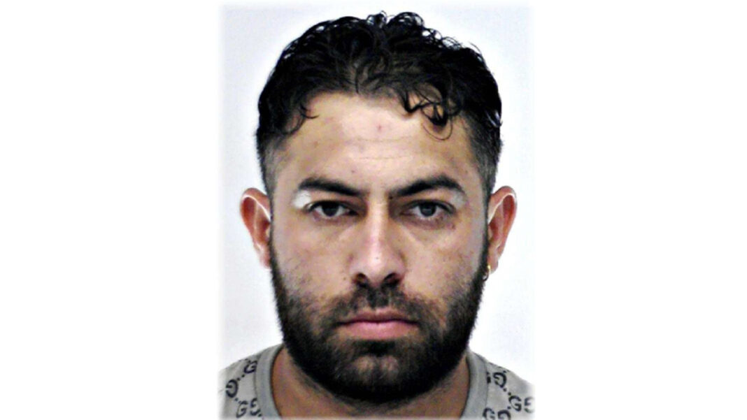 cigány autót lopott