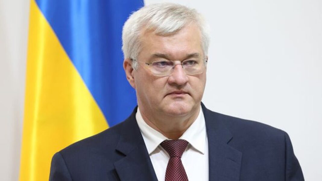 kitiltott magyar parancsnokok