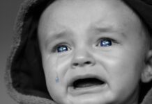 csecsemőbántalmazás