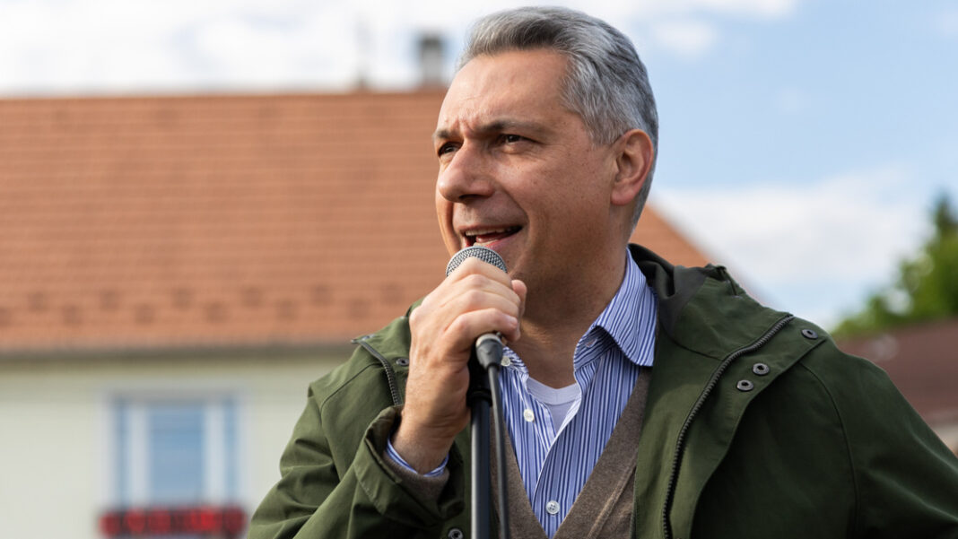 Lázár János Pécs Pride