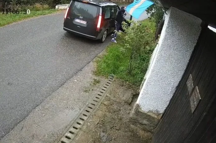 román focihuligánok magyarellenesség székely zászló