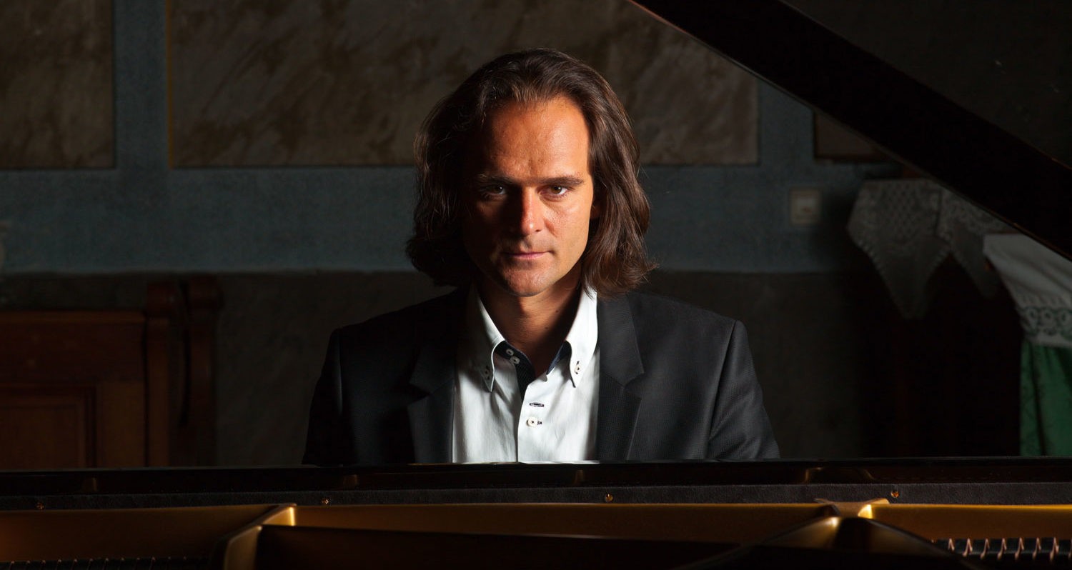 Bogányi Gergely