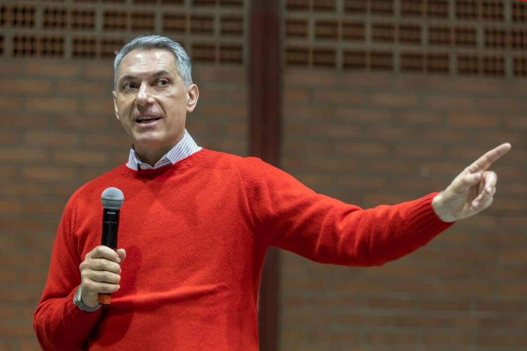 Lázár János cigányok