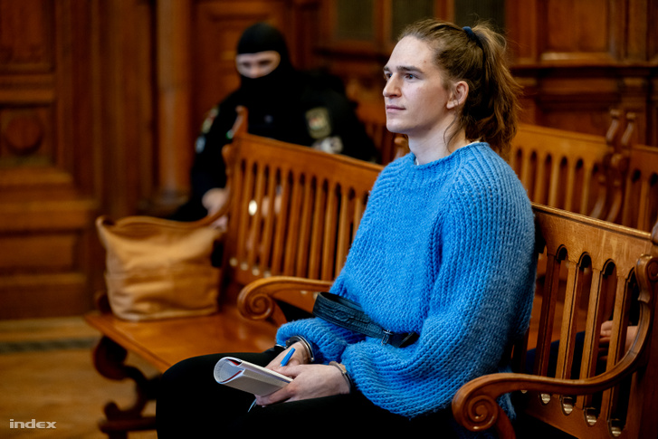 24 év letöltendő az antifának