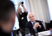 digitalizáció technológiai miniszter